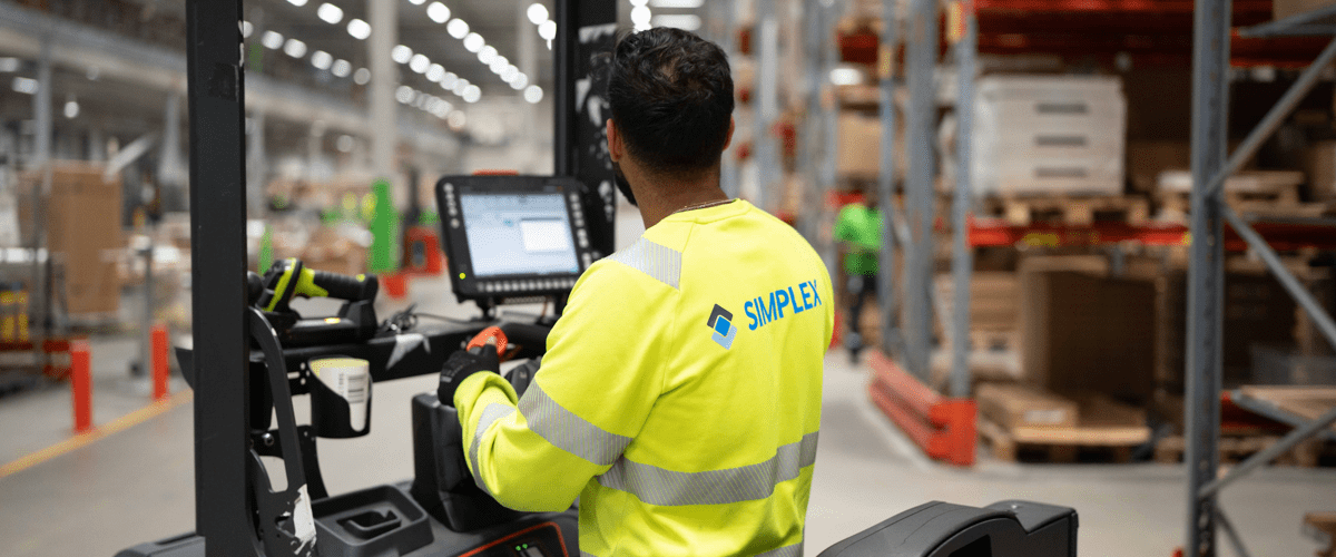 Lagerarbete med fokus på fysiskt arbete